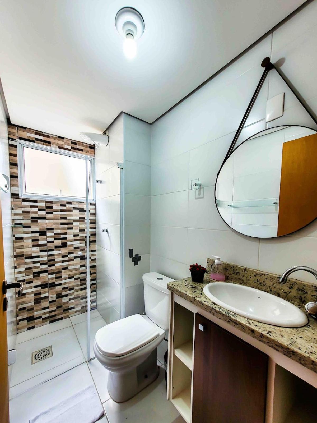 Bem No Centro, Cozinha Completa, Varanda E Garagem Посус-ді-Калдас Екстер'єр фото