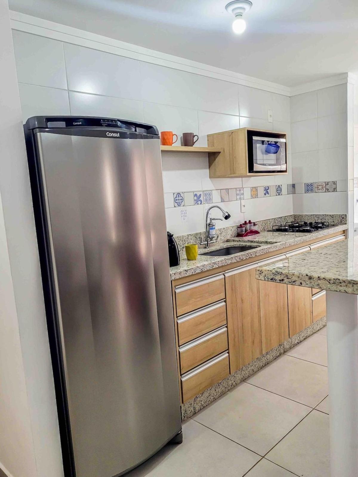 Bem No Centro, Cozinha Completa, Varanda E Garagem Посус-ді-Калдас Екстер'єр фото