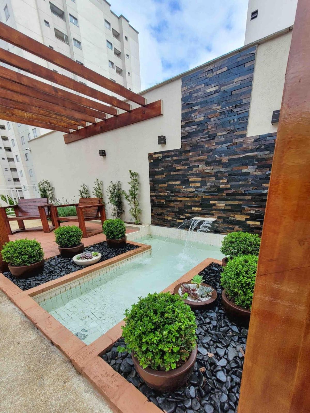 Bem No Centro, Cozinha Completa, Varanda E Garagem Посус-ді-Калдас Екстер'єр фото